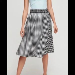 Brand new never worn Wilfred midi skirt